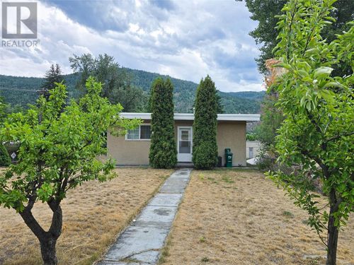 2296 Eighth Ave, Trail, BC, V1R3E3 | Card Image