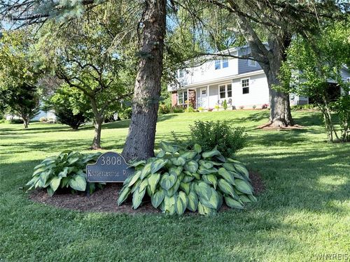 3808 Knightsbridge Rd, Skaneateles, NY, 13152-8805 | Card Image