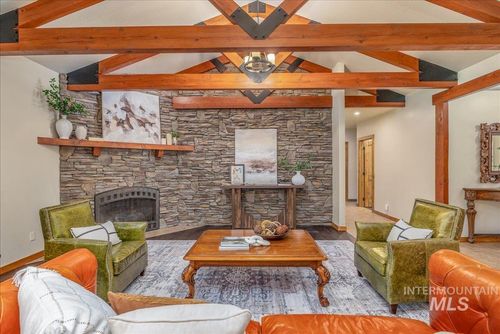 5 Middlefork Cir, Garden Valley, ID, 83622-5091 | Card Image