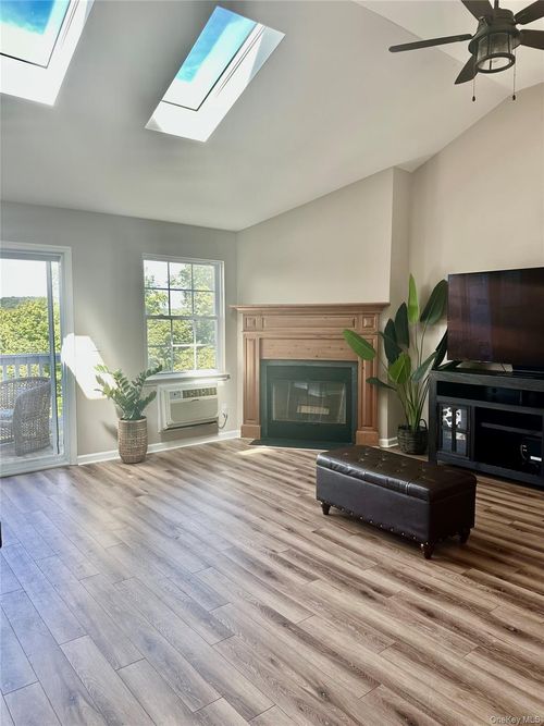 unit-11-5 Lexington Hl, Harriman, NY, 10926-3453 | Card Image