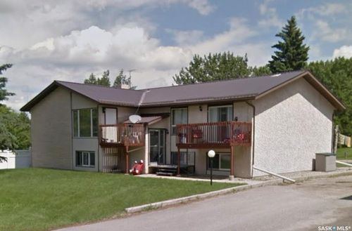 905 Gambetta Street, Whitewood, SK, S0G5C0 | Card Image