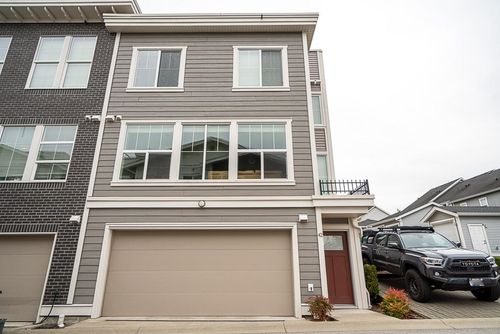 42-8372 202b St, Langley, BC, V2Y4K6 | Card Image