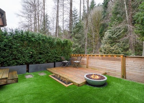 2-38247 Westway Ave, Squamish, BC, V8B0L6 | Card Image