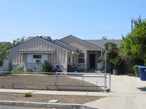 9525 Stanwin Ave, Arleta, CA, 91331-5535 | Card Image