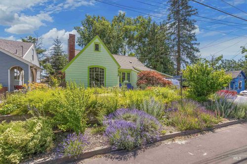 924 N St, Lewiston, ID, 83501-2966 | Card Image