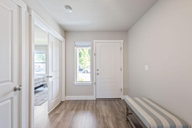 Entry | Image 4