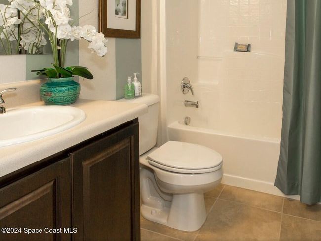 Model home - actual features may vary. | Image 11