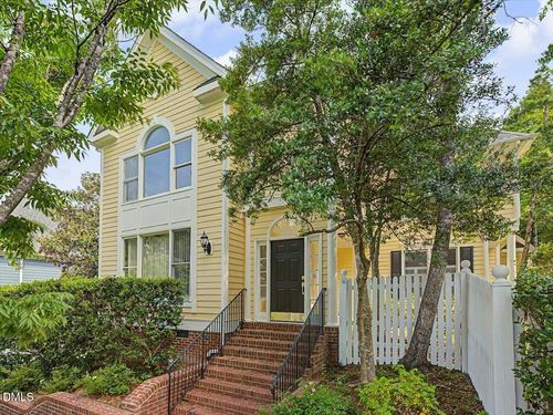 102 Winston Ridge Dr, Chapel Hill, NC, 27516-9194 | Card Image