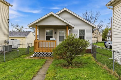 1204 8th St Nw, Cedar Rapids, IA, 52405-2510 | Card Image