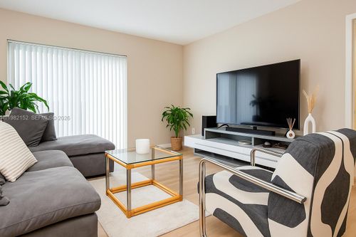 apt-408-400 Kings Point Dr, Sunny Isles Beach, FL, 33160-4733 | Card Image