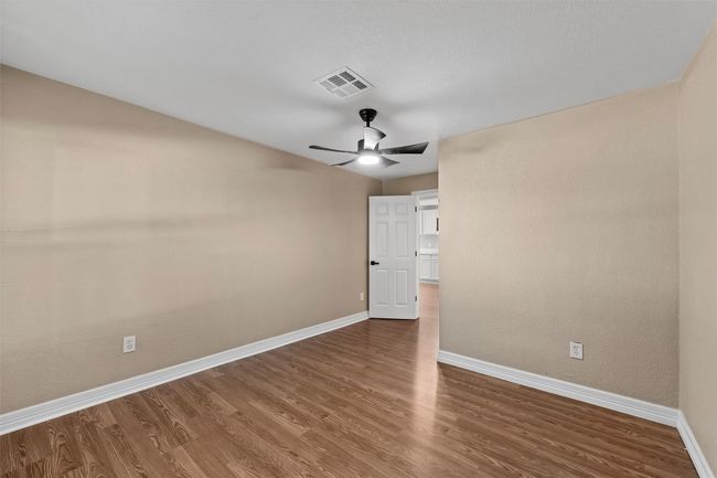 700 N Gresham St, House other with 3 bedrooms, 1 bathrooms and null parking in Marlin TX | Image 9