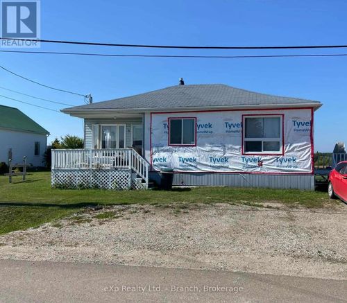 3 St.Therese Street, Kapuskasing, ON, P0L1Z0 | Card Image