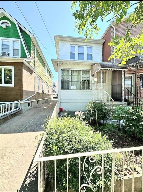 1627 7th Street, Brooklyn, NY, 11223 | Card Image
