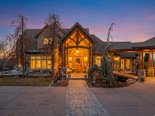 861 N 1100 E, Pleasant Grove, UT, 84062-2067 | Card Image