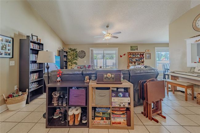 3013 Hunkin Cir, House other with 3 bedrooms, 2 bathrooms and null parking in DELTONA FL | Image 12
