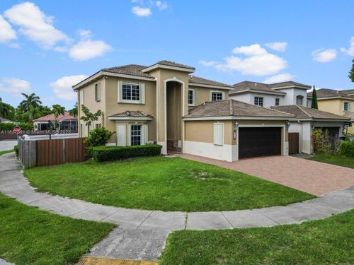 8998 Sw 211th Ln, Cutler Bay, FL, 33189-3114 | Card Image