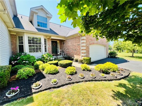 63-3011 Cloverbank Rd, Hamburg, NY, 14075-3462 | Card Image