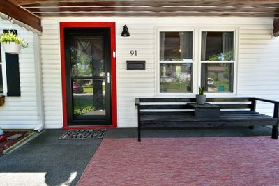 Cute entry way! | Image 3