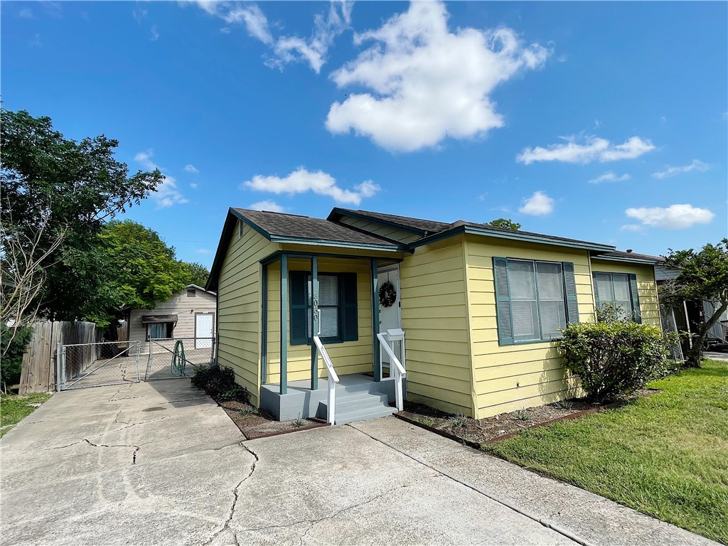 Carroll Ln, Corpus Christi, TX 78415