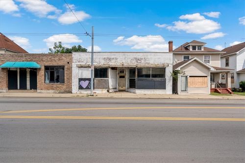 2212 N Main St, Dayton, OH, 45405-3527 | Card Image