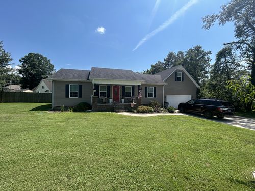 49 Rebecca Ln W, Estill Springs, TN, 37330-5436 | Card Image