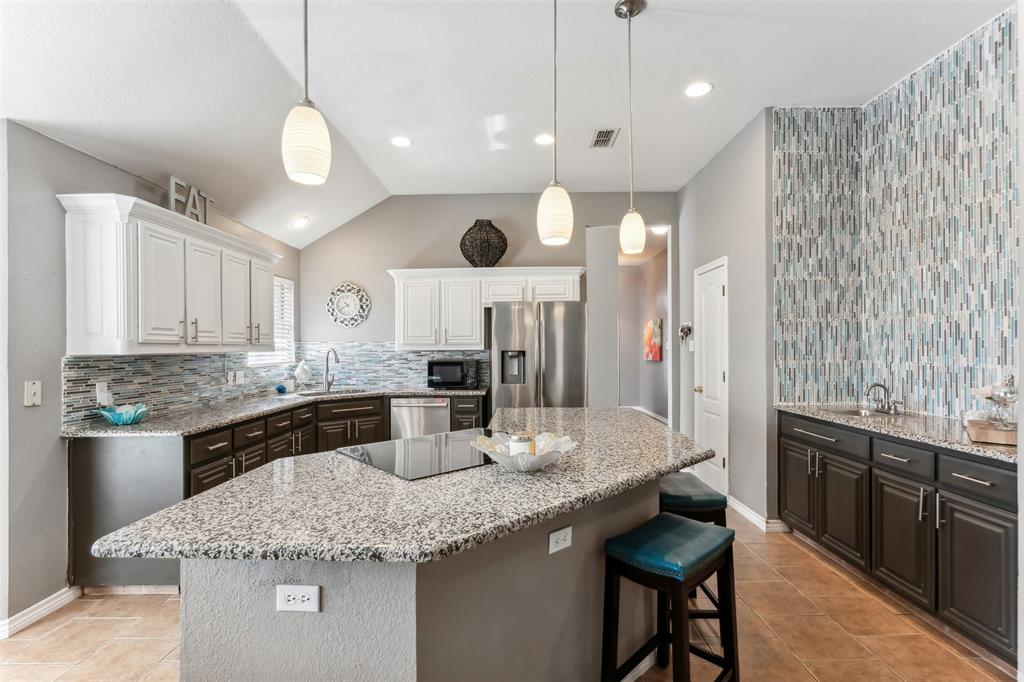 San Joaquin Trl, Fort Worth, TX 76118