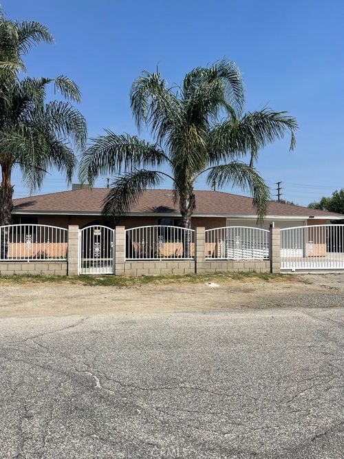 18750 14th, Bloomington, CA, 92316 | Card Image