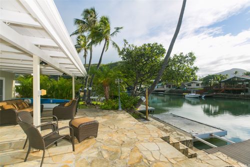 6266 Keokea Pl, Honolulu, HI, 96825-1202 | Card Image