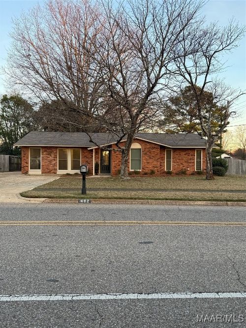 402 Sheila Blvd, Prattville, AL, 36066-6025 | Card Image