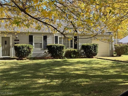 1877 Clyde Rd, Madison, OH, 44057-1816 | Card Image