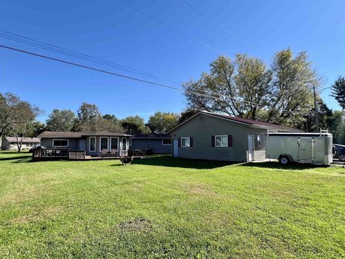 112 Circle Dr, Boscobel, WI, 53805-1912 | Card Image
