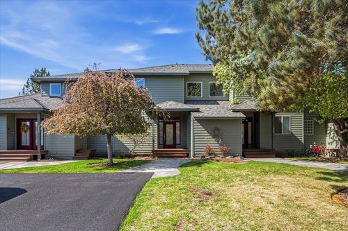 1085 Golden Pheasant Dr, Redmond, OR, 97756-9260 | Card Image