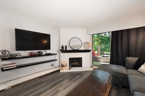 111-9101 Horne St, Burnaby, BC, V3N4M3 | Card Image