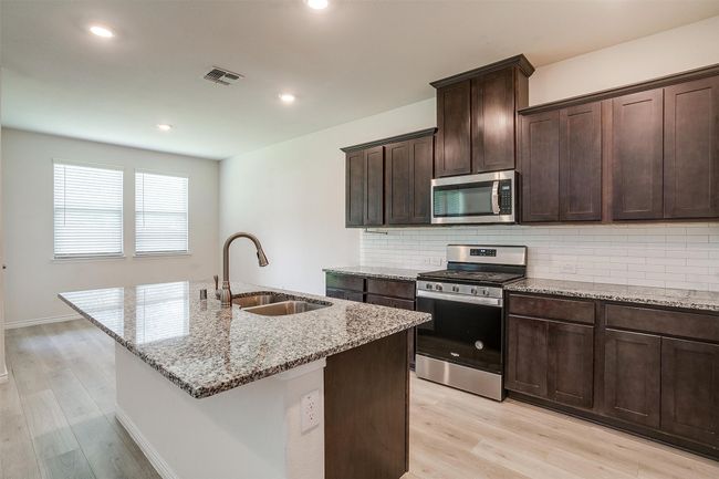 3008 Lampasas Ln, House other with 4 bedrooms, 3 bathrooms and null parking in Little Elm TX | Image 8