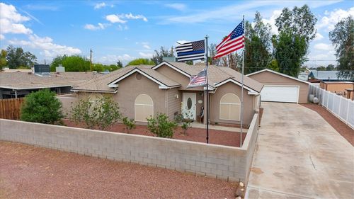 8638 S Ash St, Mohave Valley, AZ, 86440-9300 | Card Image