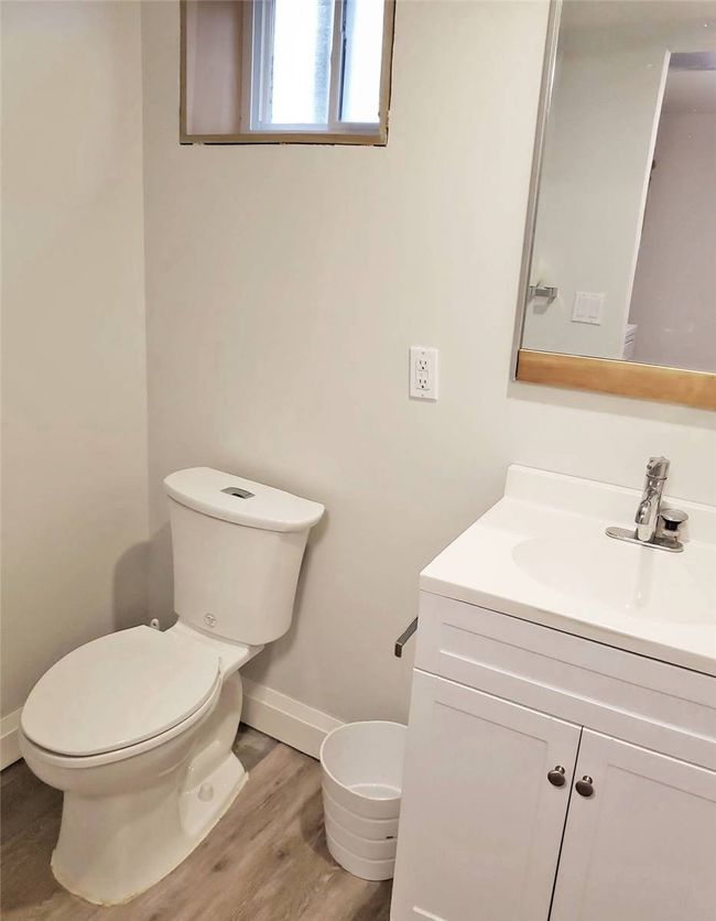 151 Cook St, House other with 2 bedrooms, 2 bathrooms and 3 parking in Barrie ON | Image 6