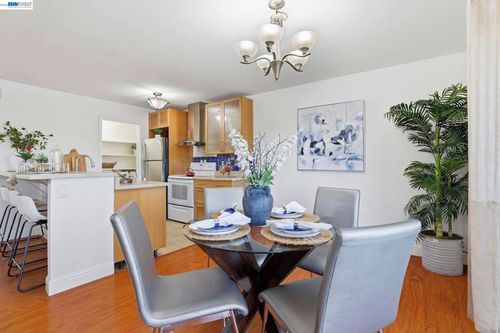 321-9085 9085 Alcosta Blvd, San Ramon, CA, 94583 | Card Image
