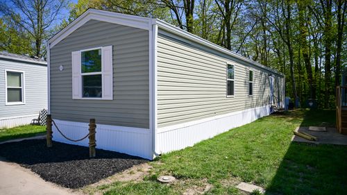 31 Blue Water Dr, Cicero, IN, 46034-9292 | Card Image