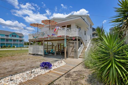 7401 9th Ave, N Topsail Beach, NC, 28460-8039 | Card Image