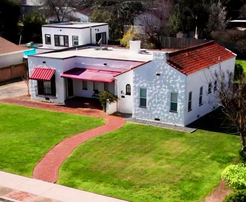 175 Lindero Ave, Lindsay, CA, 93247-2621 | Card Image