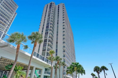 346-20515 E Country Club Dr, Aventura, FL, 33180-3042 | Card Image