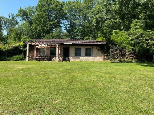 382 Bluestone Drive, Weirton, WV, 26062 | Card Image