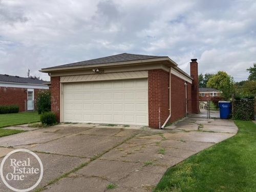 14705 Colpaert Dr, Warren, MI, 48088-2962 | Card Image