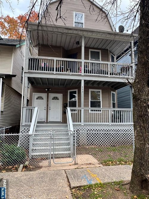 260 Amherst St, East Orange, NJ, 07018-2507 | Card Image