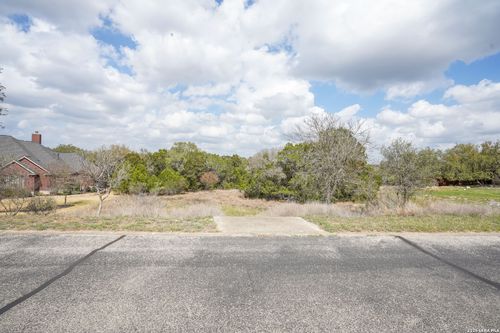 7661 Sky Loop, Garden Ridge, TX, 78266-2911 | Card Image