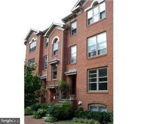 552-552 N West St, ALEXANDRIA, VA, 22314-2160 | Card Image