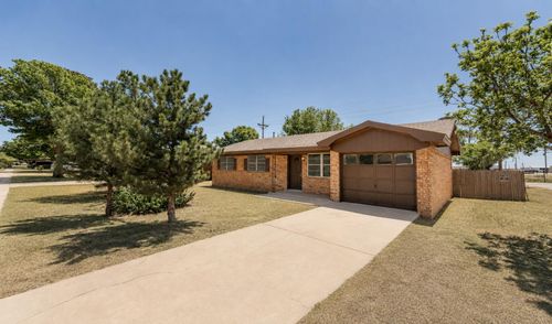 845 9th Street, Wolfforth, TX, 79382 | Card Image