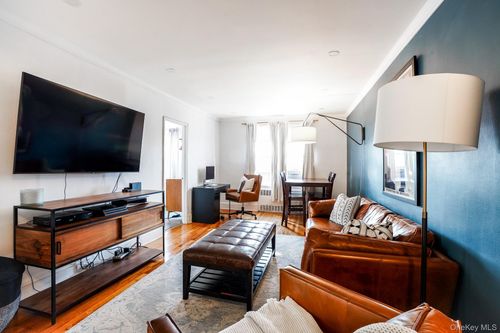 5d-3310 Avenue H, Brooklyn, NY, 11210-3307 | Card Image