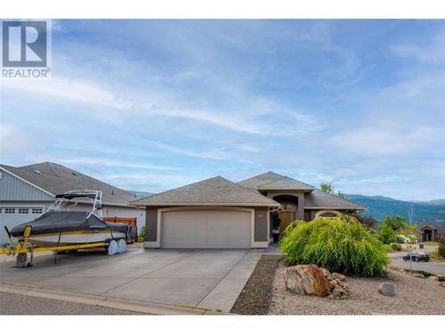 1377 Kendra Crt, Kelowna, BC, V1P1P1 | Card Image