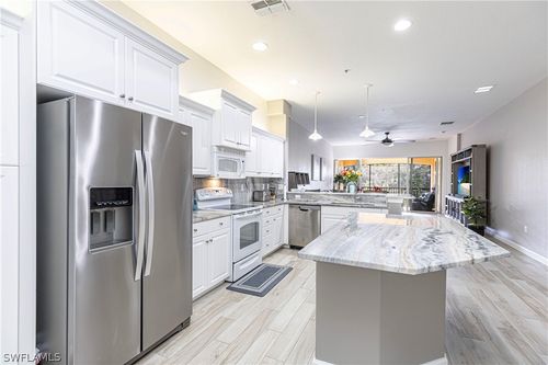 203-8641 Piazza Del Lago Cir, ESTERO, FL, 33928-8345 | Card Image